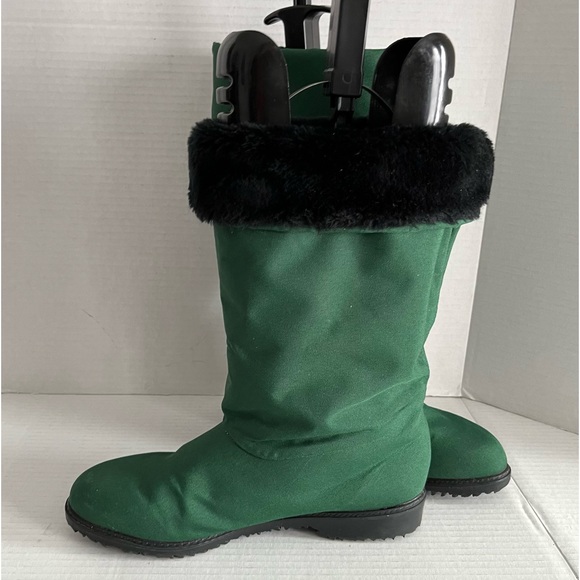 COUGAR GALE GREEN FAUX FUR LINED BOOTS. Size 9/9.5 - Picture 3 of 13